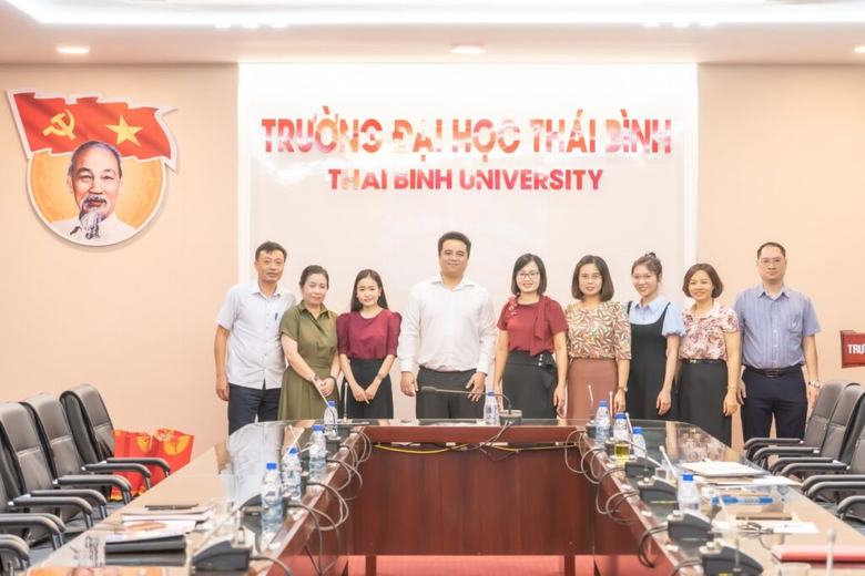 Thai Binh University, partnership meeting